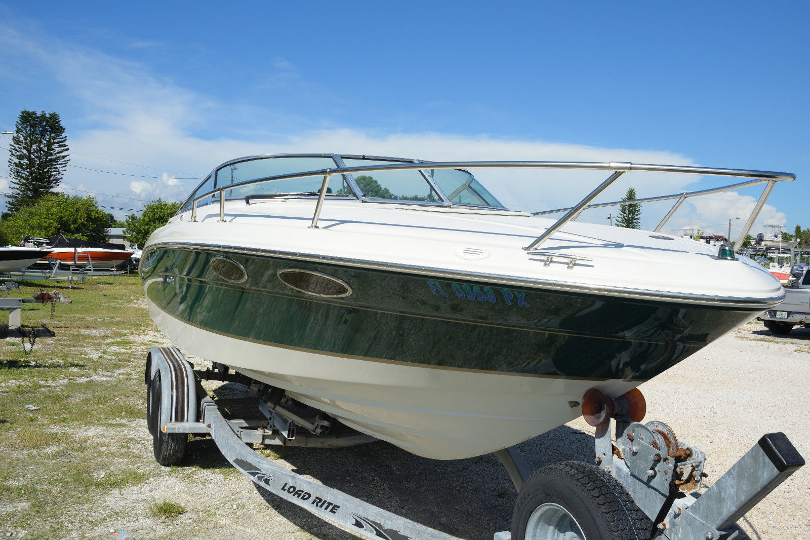 Sea Ray Signature Select 230