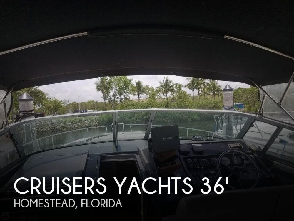 Cruisers Yachts 3670 Esprit