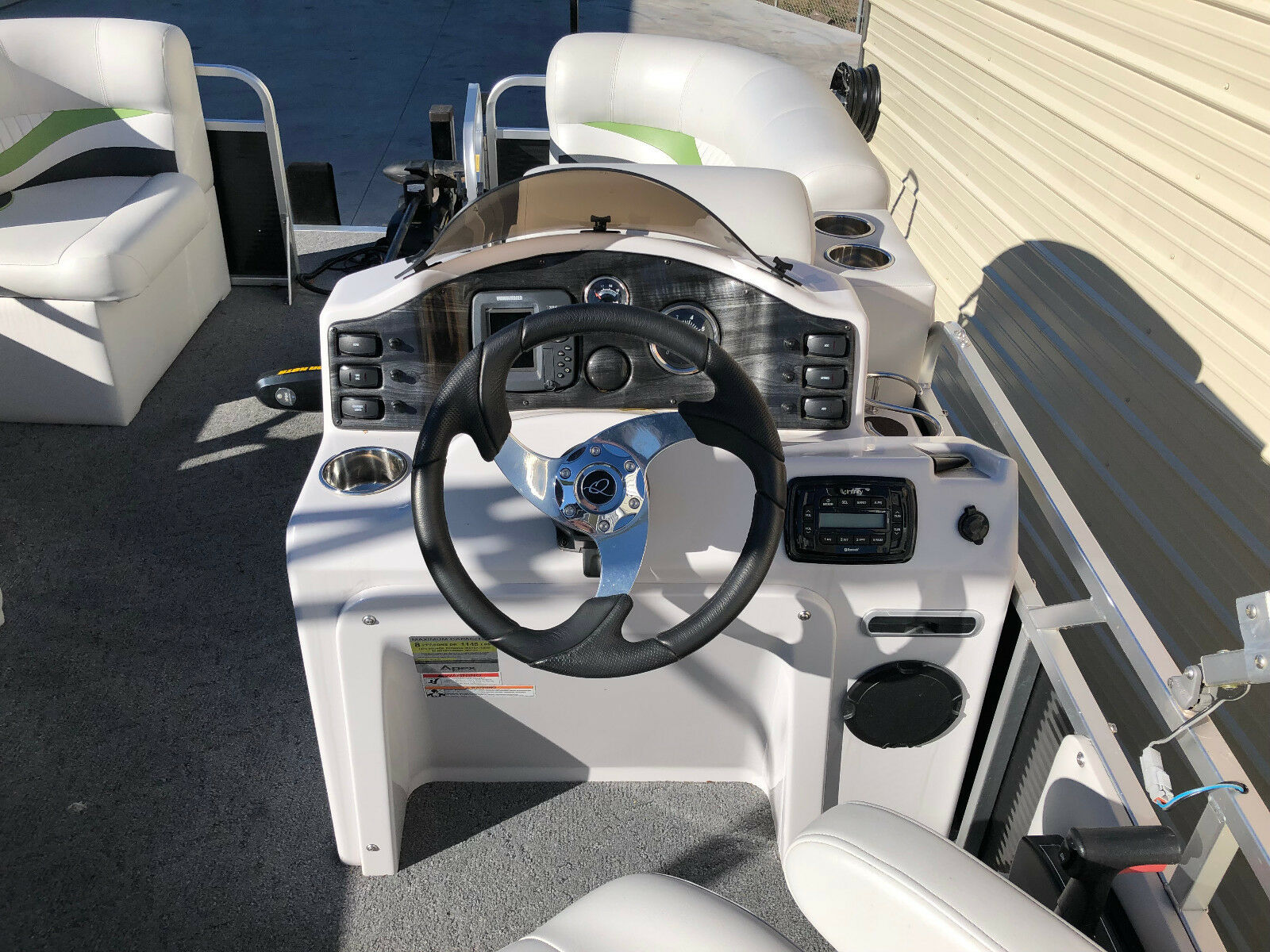 Qwest LS 7516 2014 for sale for $13,997 - Boats-from-USA.com