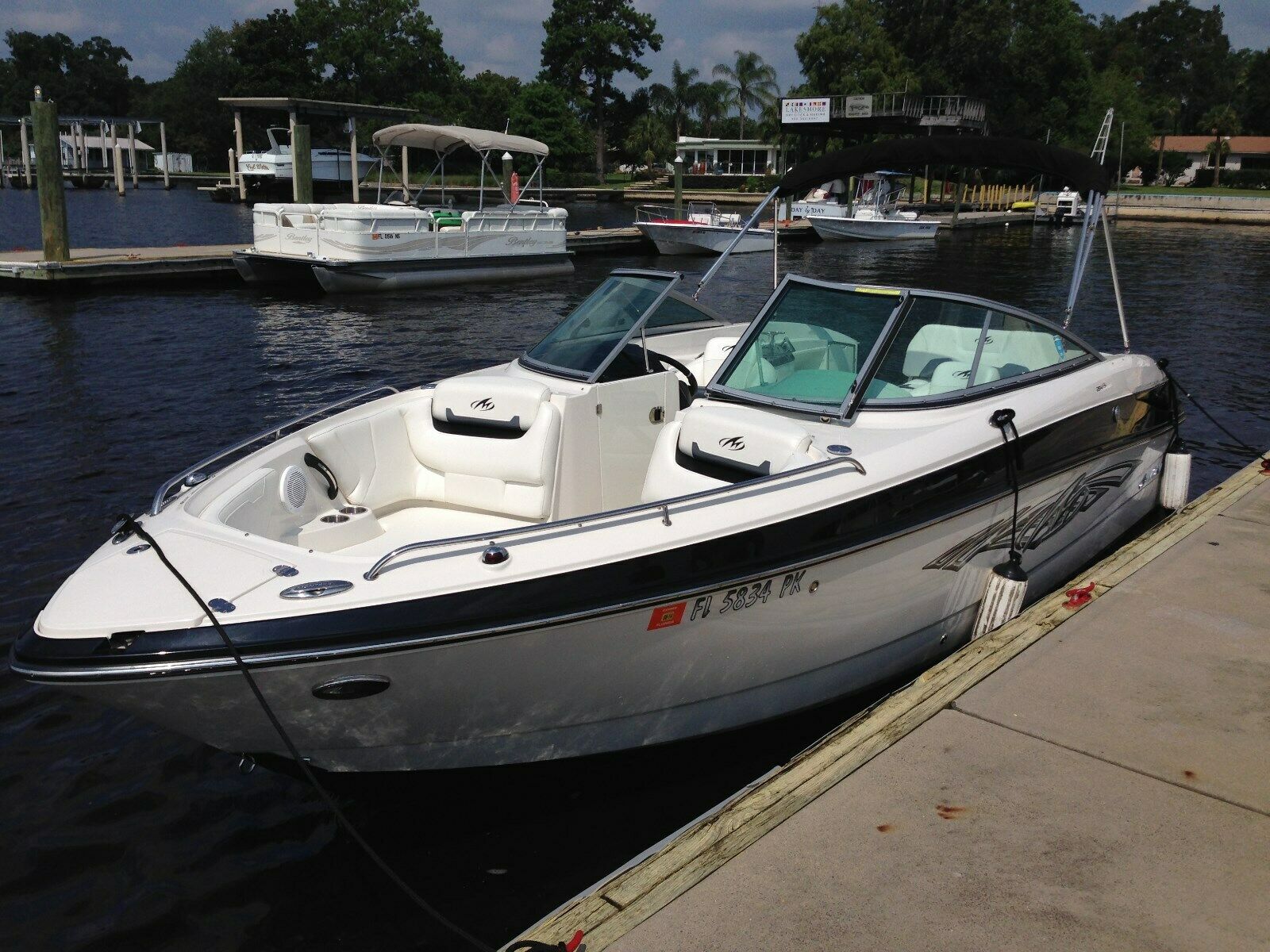 Monterey 264FS 2013 for sale for $43,500 - Boats-from-USA.com