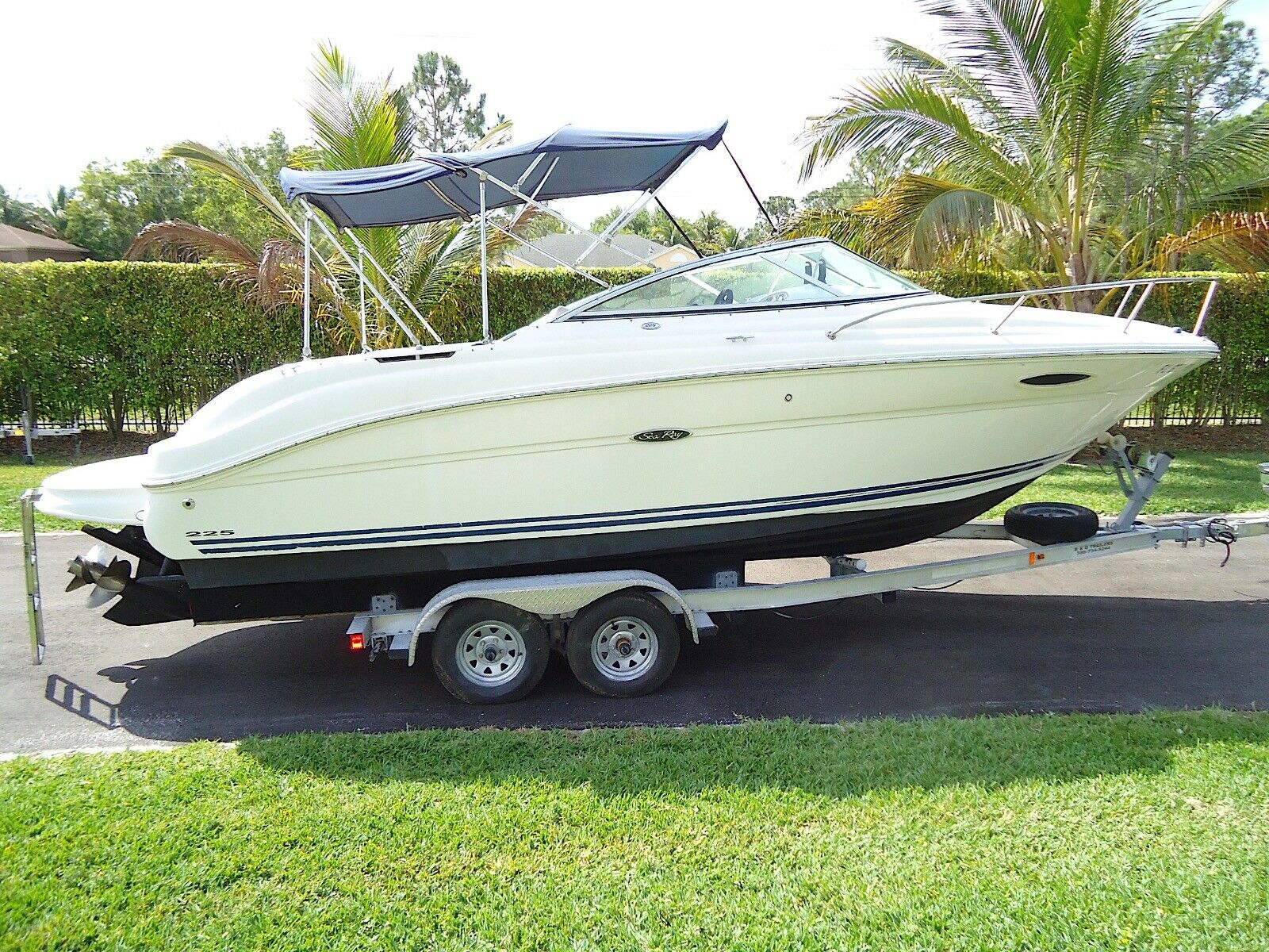 Sea Ray 225 Weekender 2007 for sale for $14,500 - Boats ...