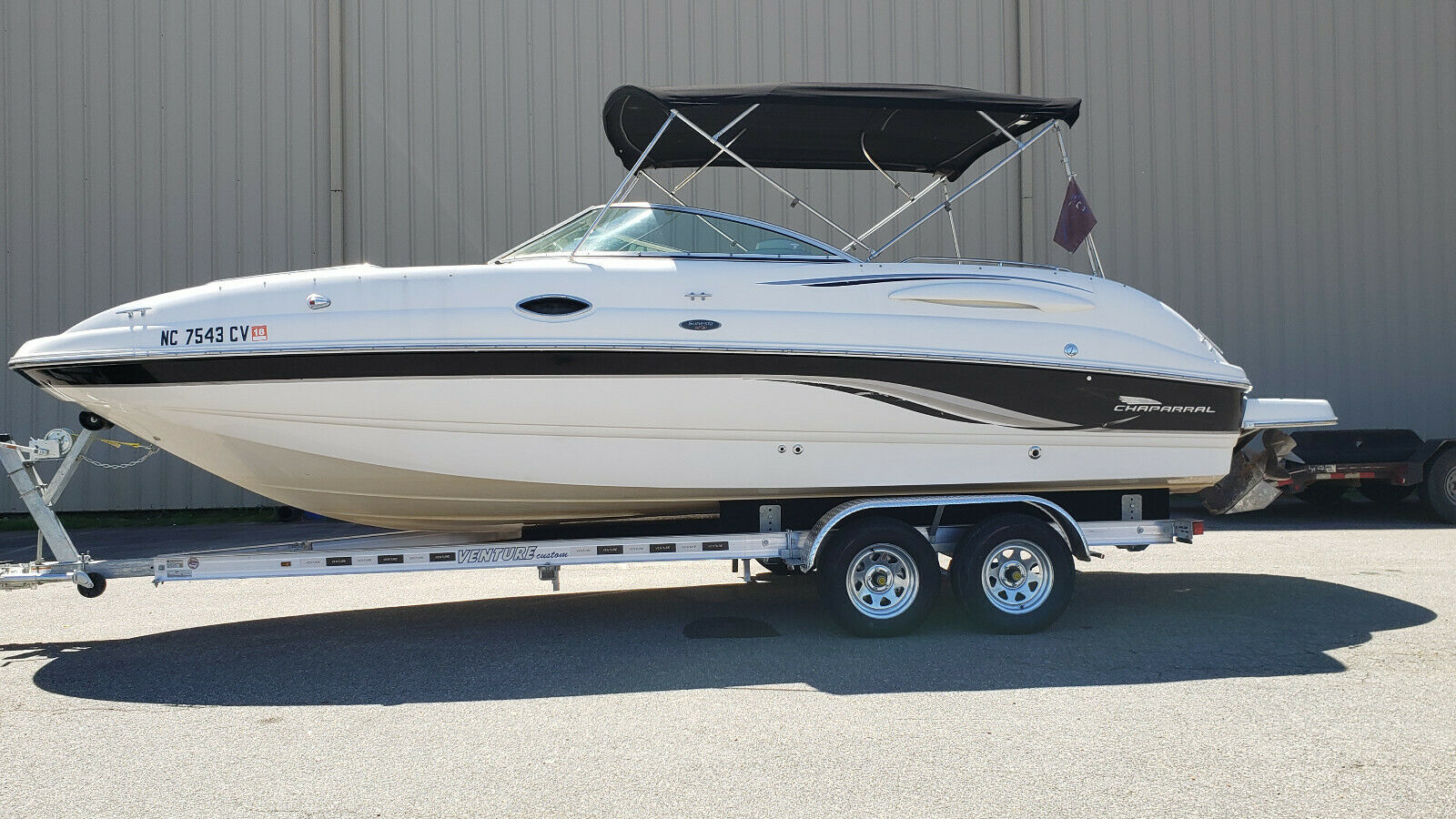 Chaparral Sunesta 243 2003 for sale for $15,000 - Boats-from-USA.com