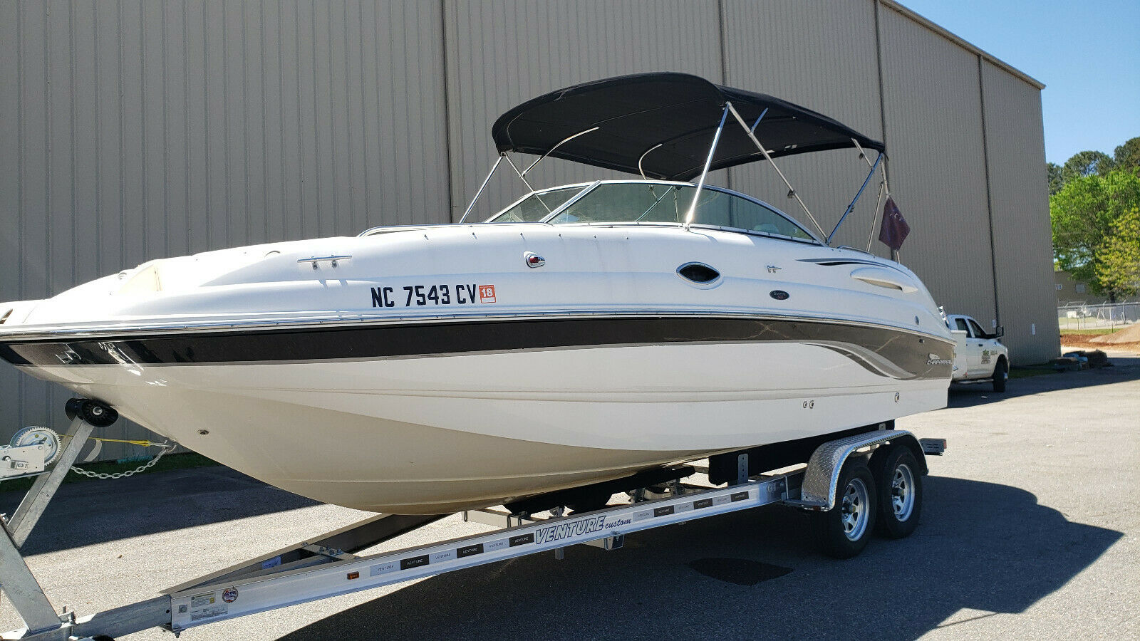 Chaparral Sunesta 243 2003 for sale for $15,000 - Boats-from-USA.com