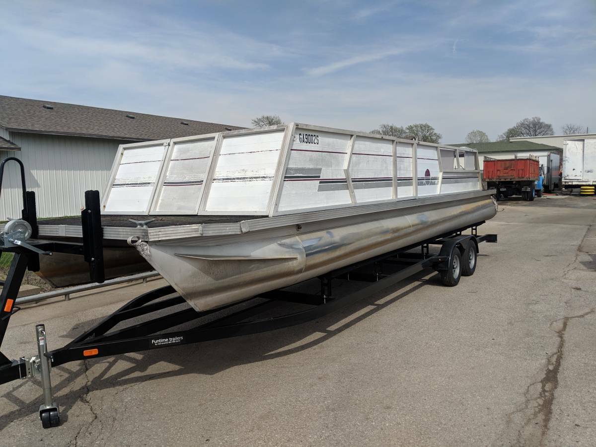 Lakes Craft Beachcomber 1988 for sale for $2,200 - Boats-from-USA.com