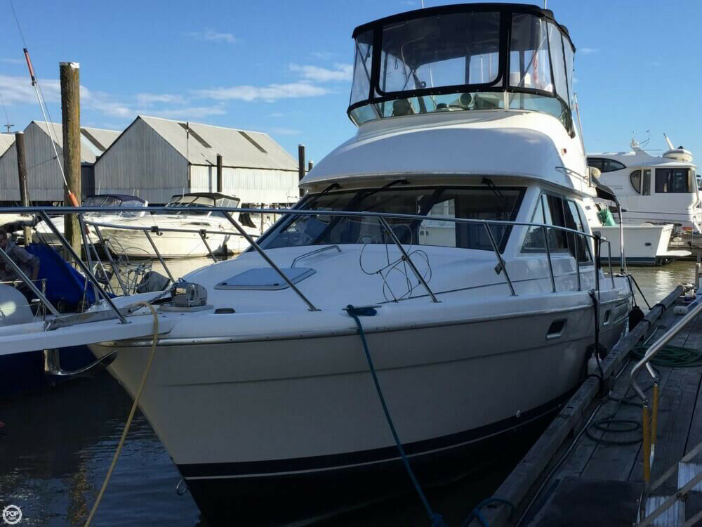 Bayliner 3388 1996 for sale for $72,300 - Boats-from-USA.com