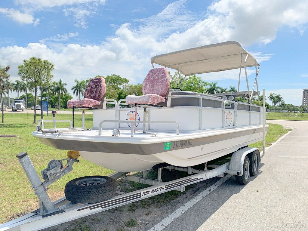 HURRICANE FUN DECK 226 PIT FISH 1996 for sale for $8,700 - Boats