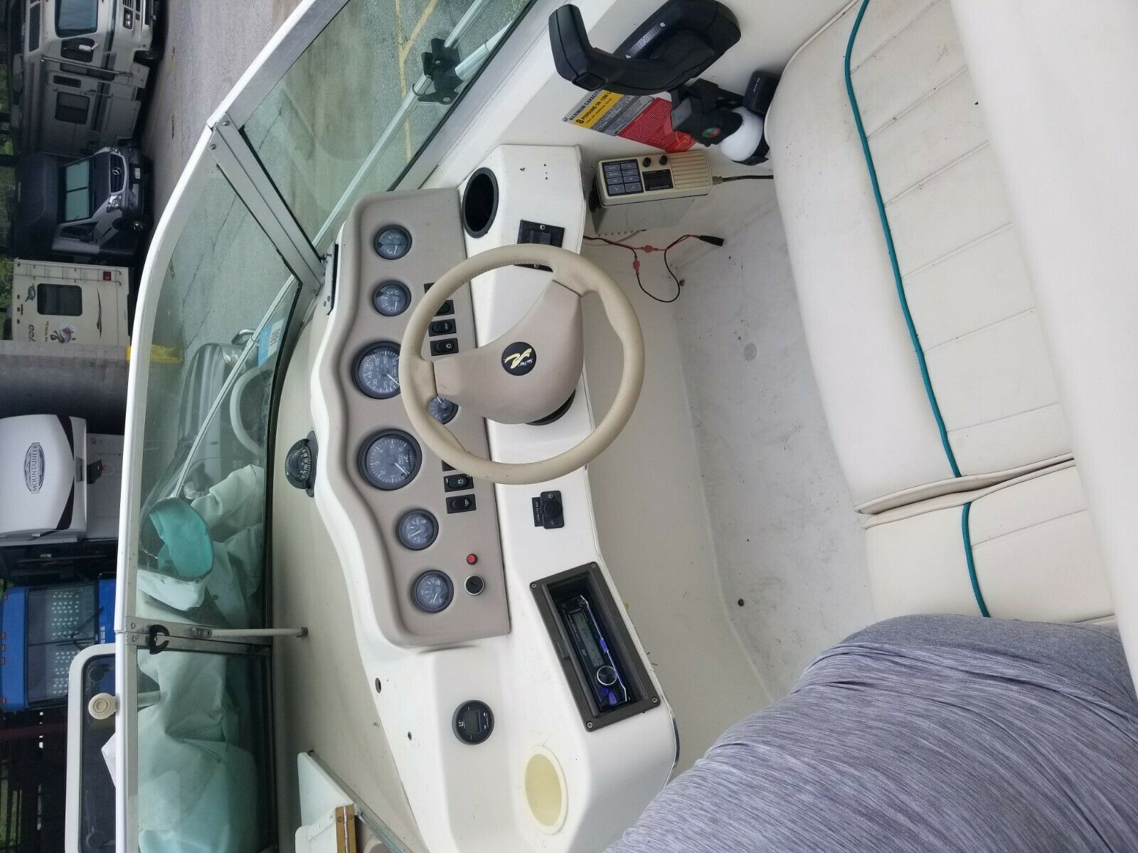 95 Sea Ray Motor Boat 95 for sale for $8,000 - Boats-from-USA.com