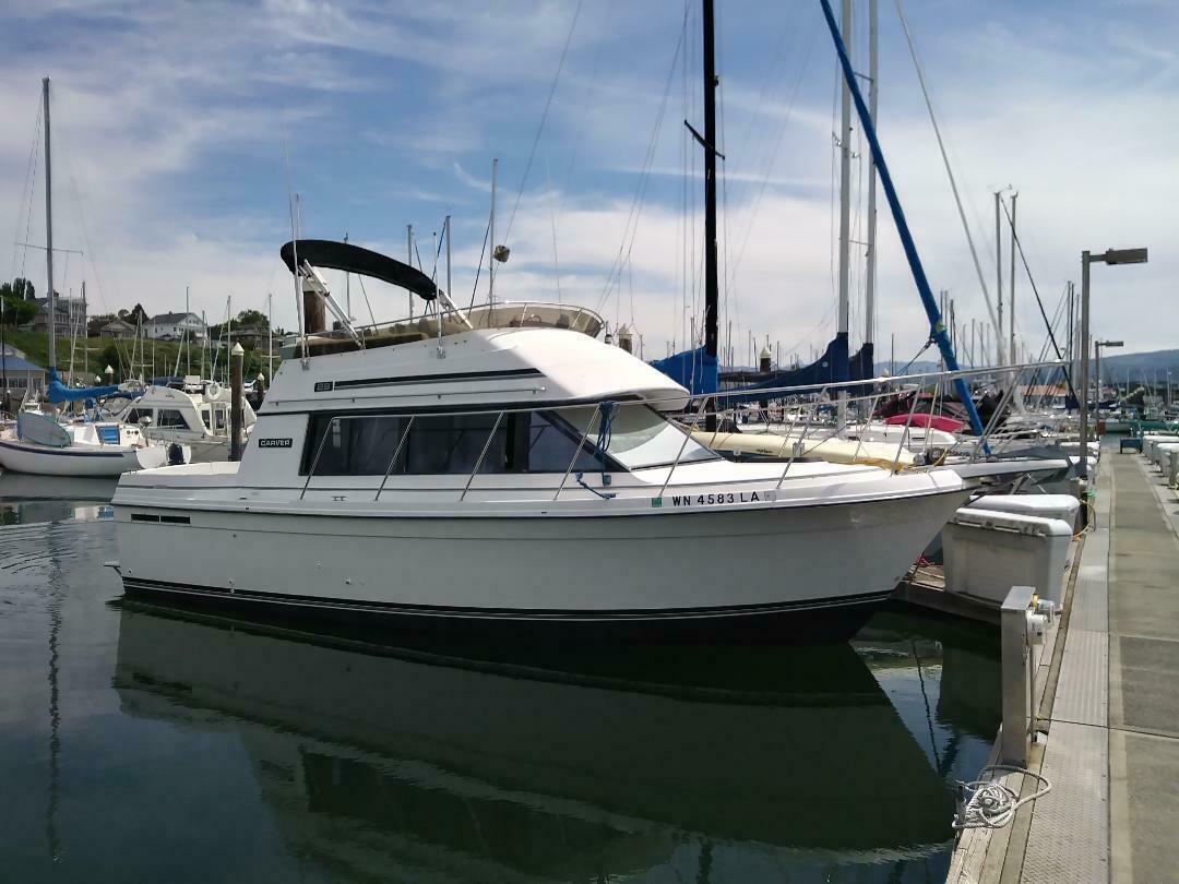 1986 carver 28 voyager