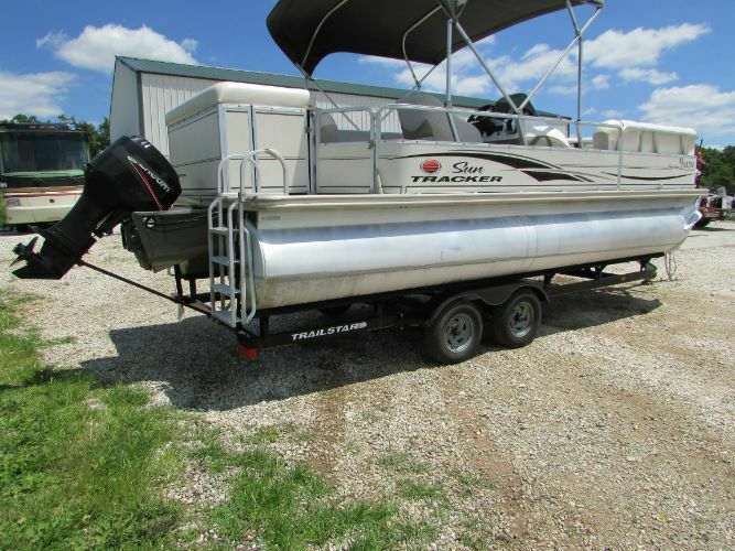 SUN TRACKER PARTY BARGE 22 REGENCY EDITION TRI TOON! 2004 for sale for ...