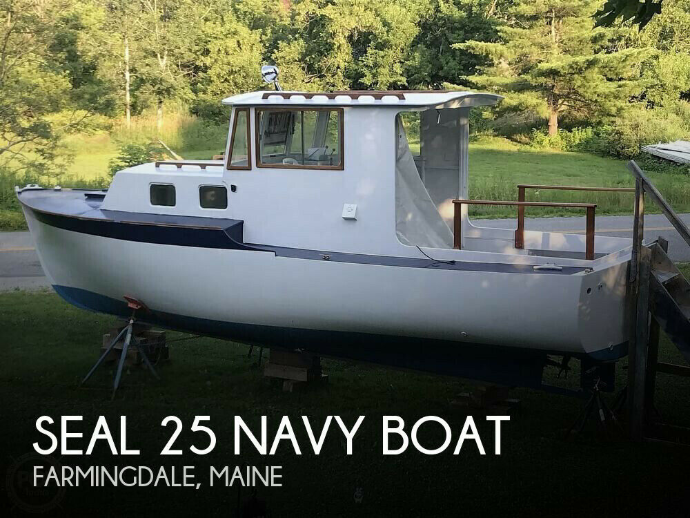 Seal 25 Navy Boat