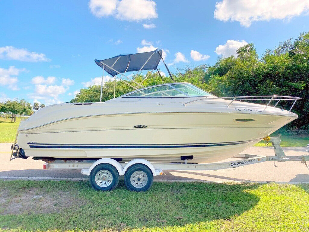 SEA RAY 215 WEEKENDER 2004 for sale for $14,700 - Boats-from-USA.com