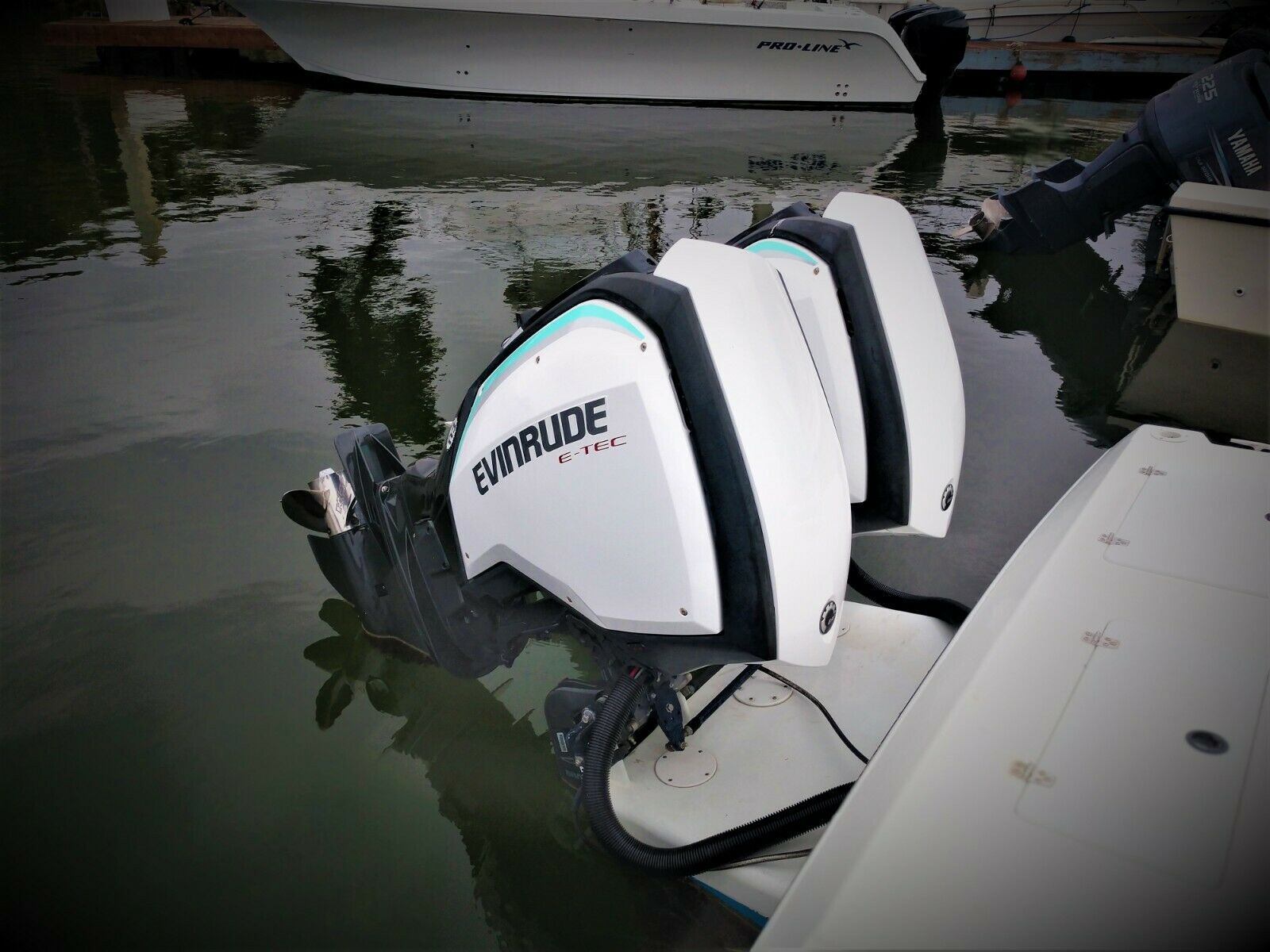 Evinrude 26' Center Console CUDDY CABIN 2019 for sale for ...