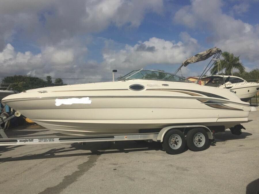 Sea Ray 240 Sundeck