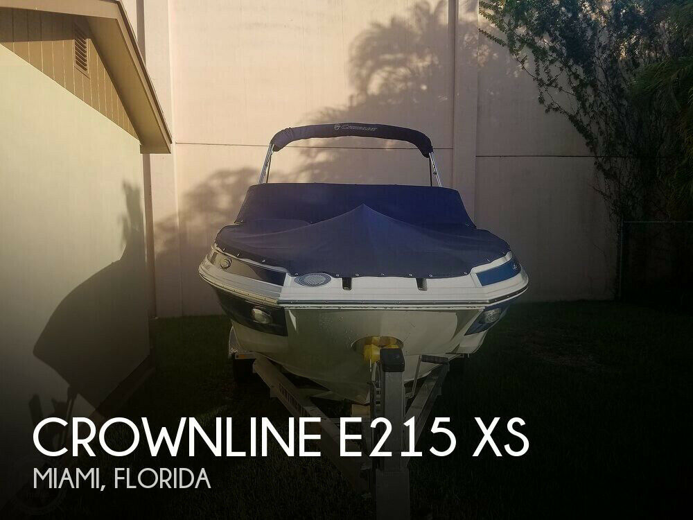 Crownline E215 XS