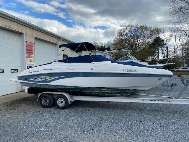 Rinker 232 Captiva 2003 for sale for $1,000 - Boats-from-USA.com