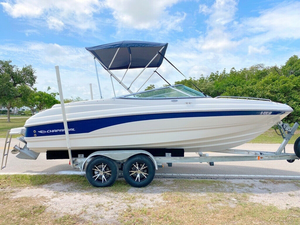 CHAPARRAL 210 SSI 2004 for sale for $13,800 - Boats-from-USA.com