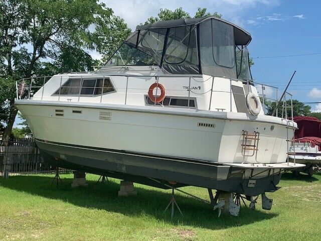 Trojan 1987 for sale for $1,000 - Boats-from-USA.com