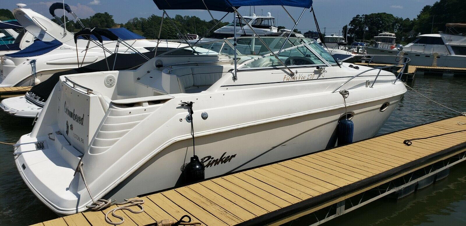 Rinker Fiesta Vee 270 2000 for sale for $7,999 - Boats-from-USA.com