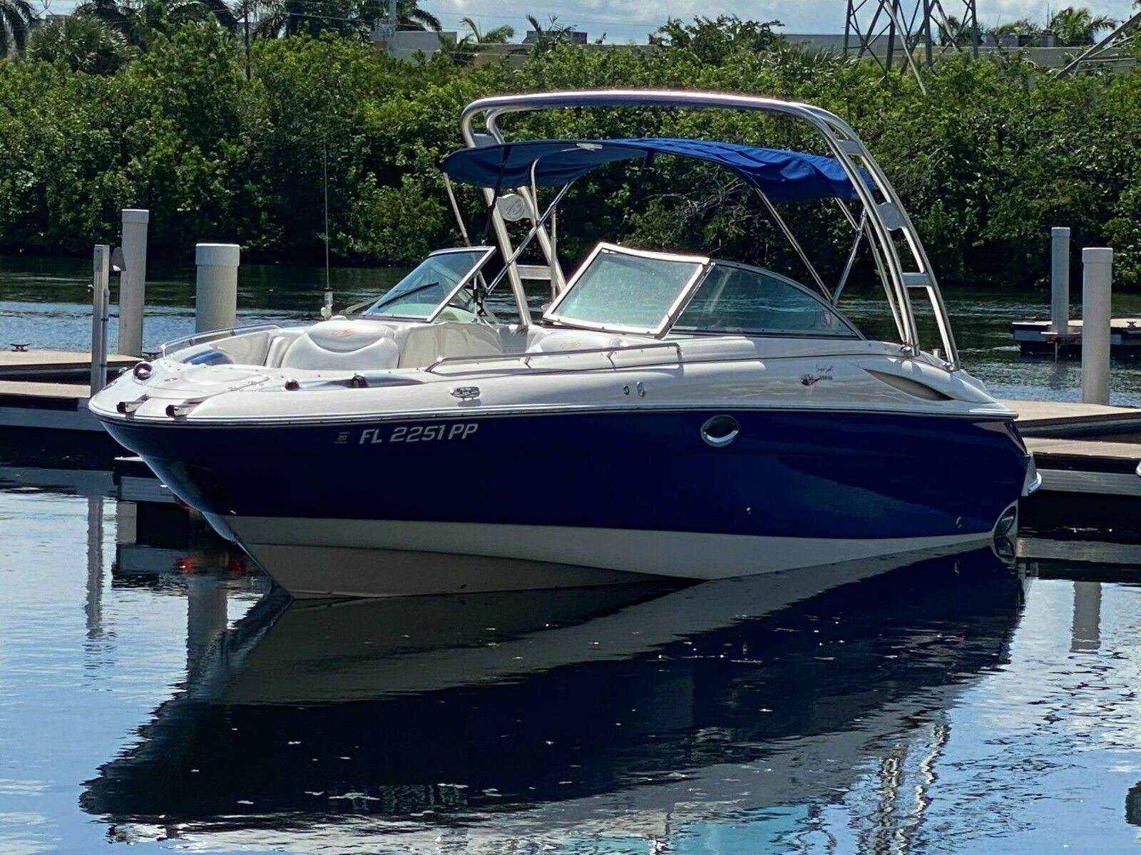 Monterey 8.1 GI-G 2006 for sale for $39,900 - Boats-from-USA.com