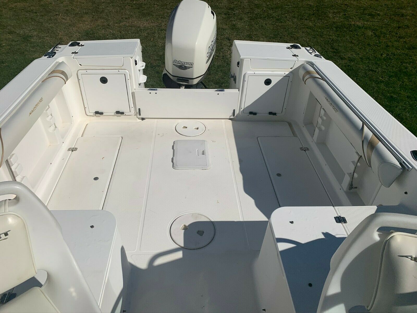 Aquasport 215 Explorer 2000 For Sale For $8,250 - Boats-from-USA.com