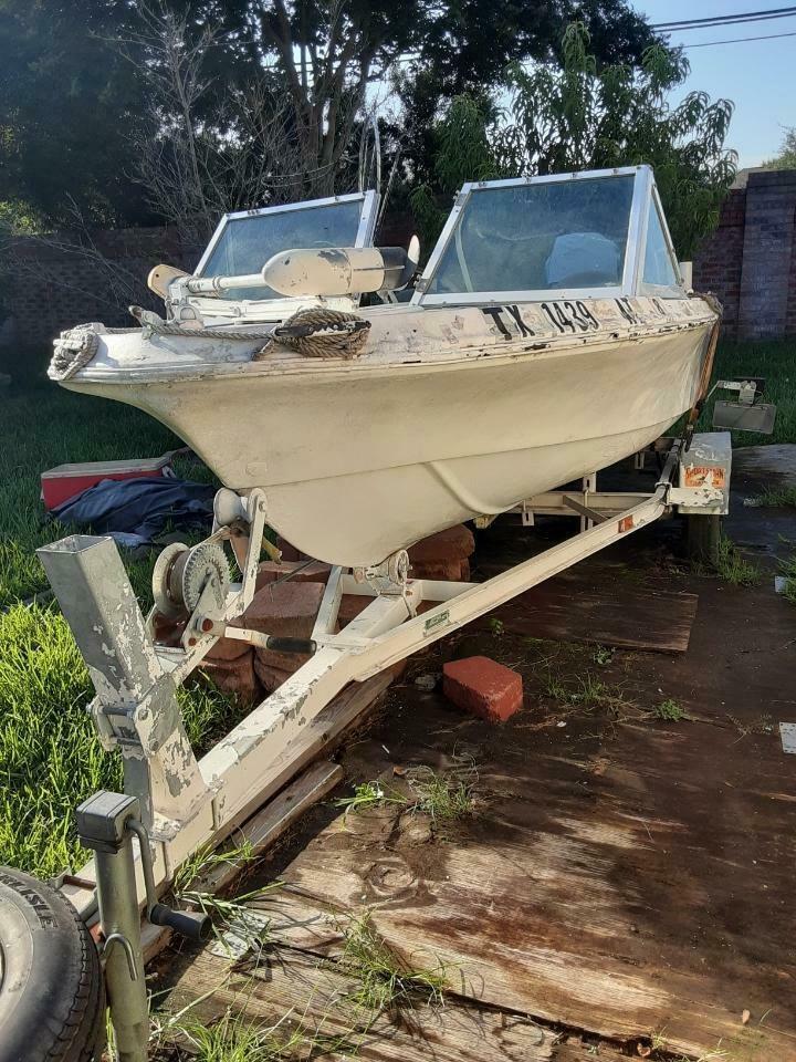 Manatee Boat 1968 for sale for 20