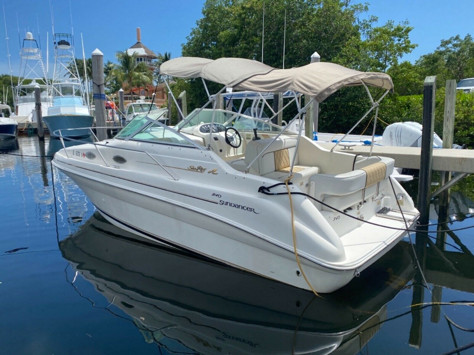 Sea Ray 240 Sundancer 1998 for sale for $1,000 - Boats-from-USA.com