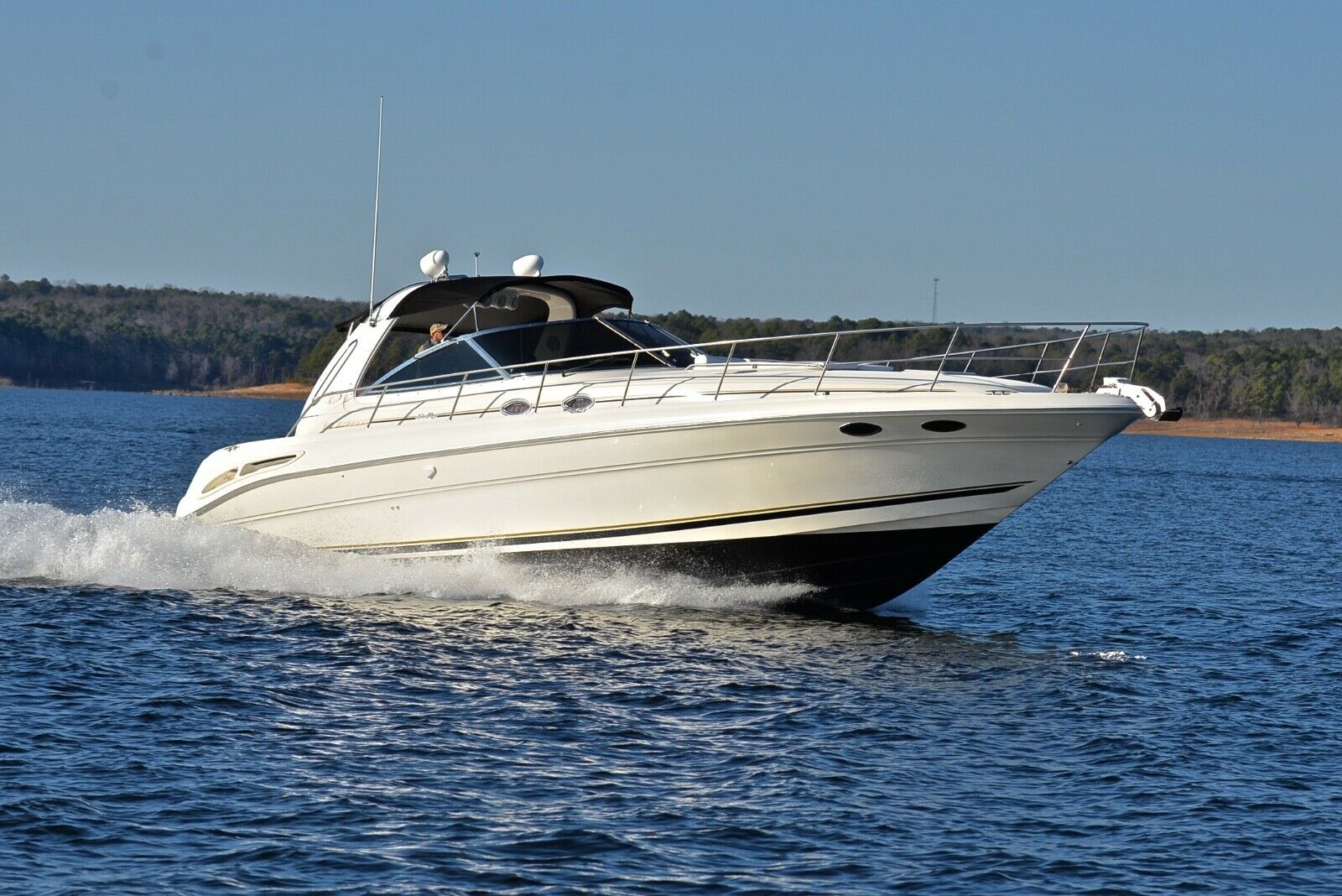 SEA RAY 410 EXPRESS CRUISER ... FRESHWATER ... LOADED 2000 for sale for ...