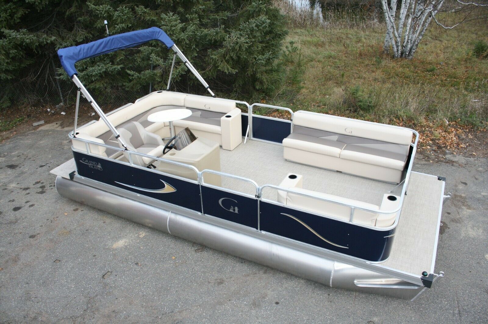 New 20 Ft Pontoon Boat With 40 Hp Motor And Trailer New 2021 For