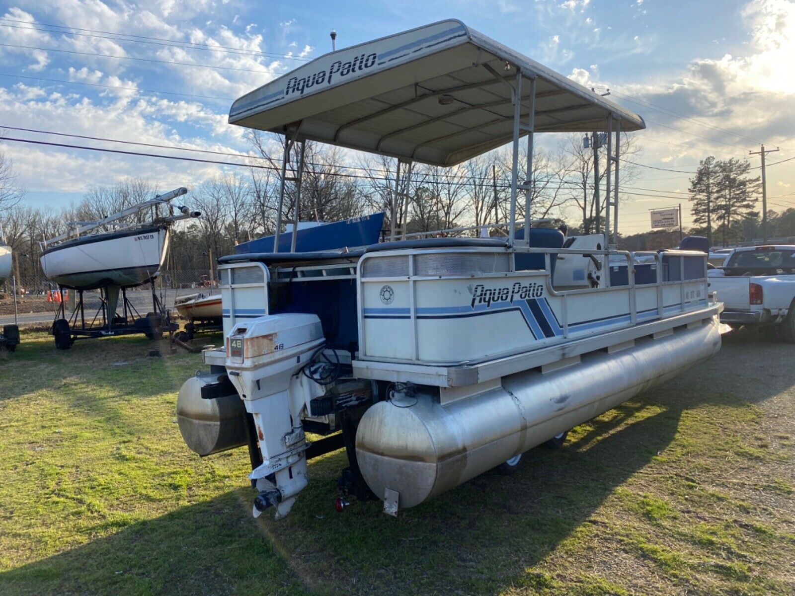 24’ Aqua Patio Pontoon Boat 1988 for sale for 500