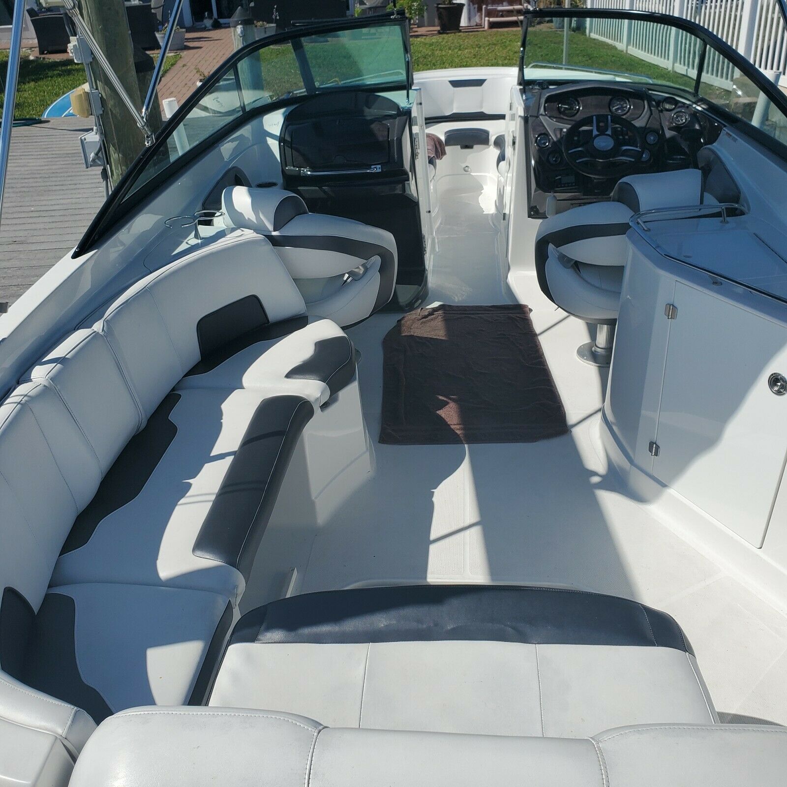 2017 Monterey 264FS 2017 for sale for $25,000 - Boats-from-USA.com