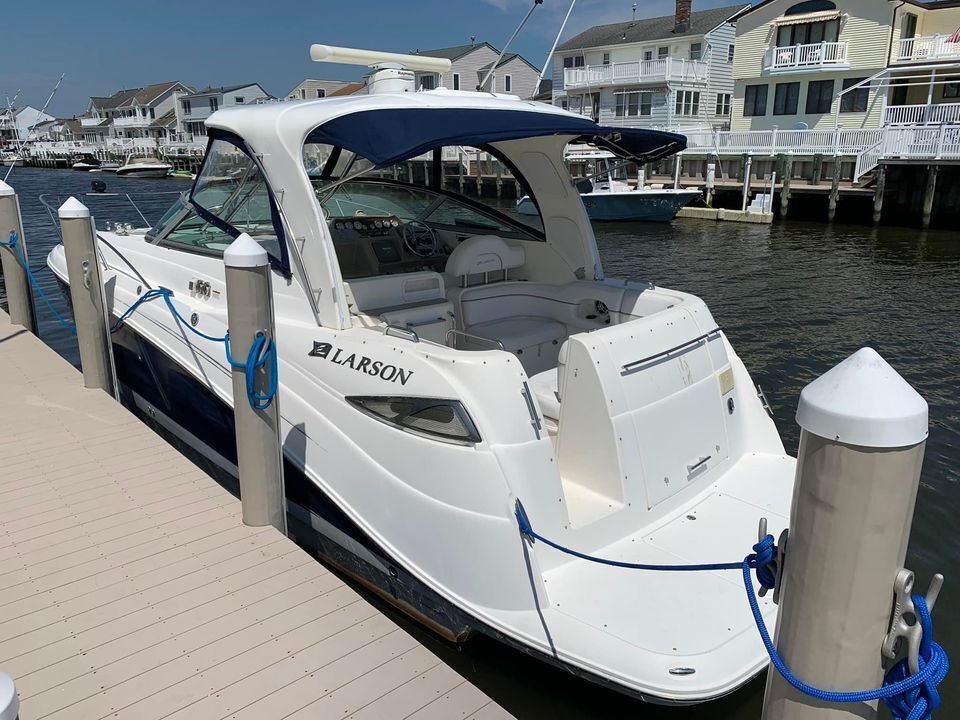 2009 Larson 350 Cabrio 2009 for sale for $79,999 - Boats-from-USA.com