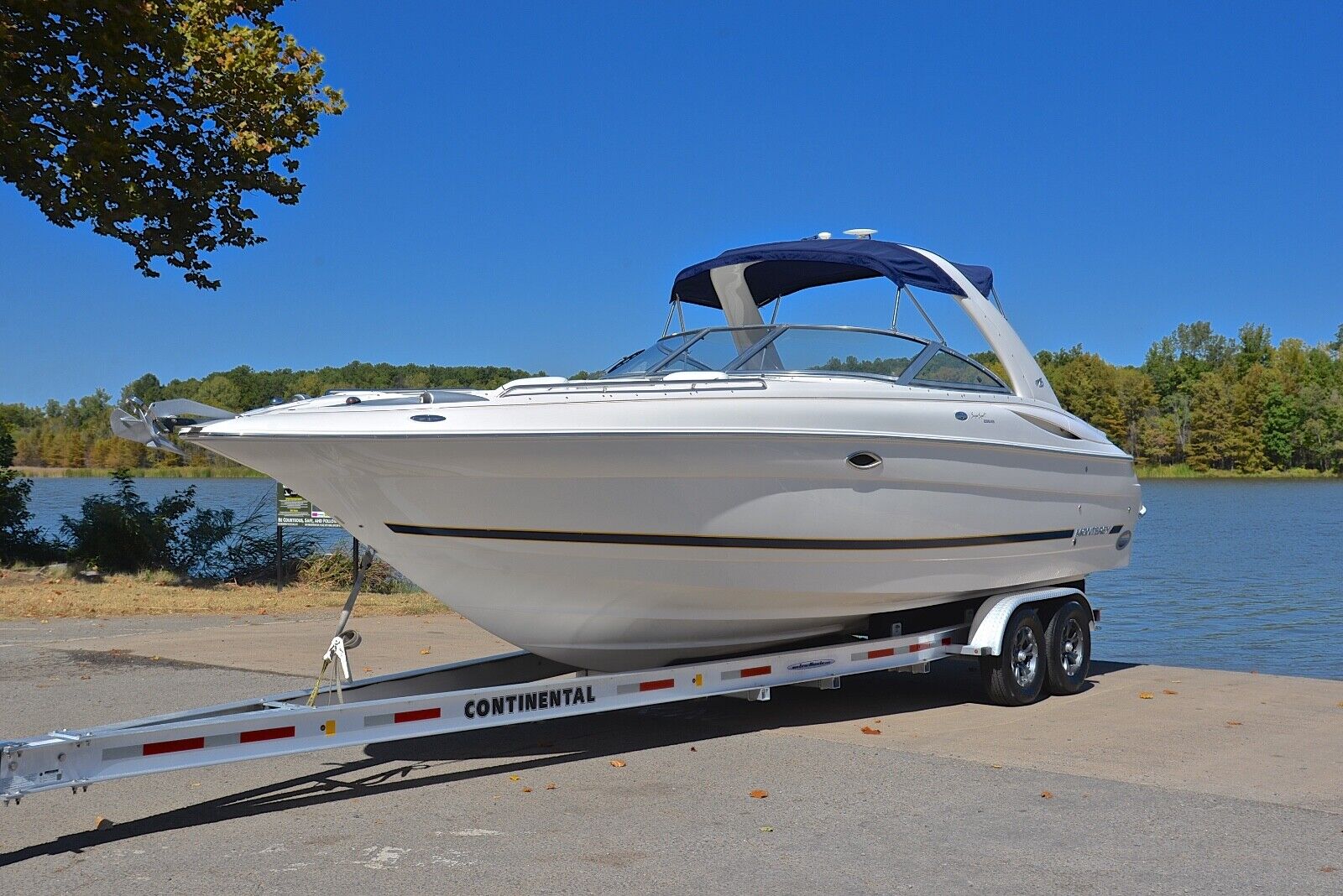 MONTEREY 298 SS ... LOADED ... ONLY 300 HOURS 2005 for sale for $59,900 ...