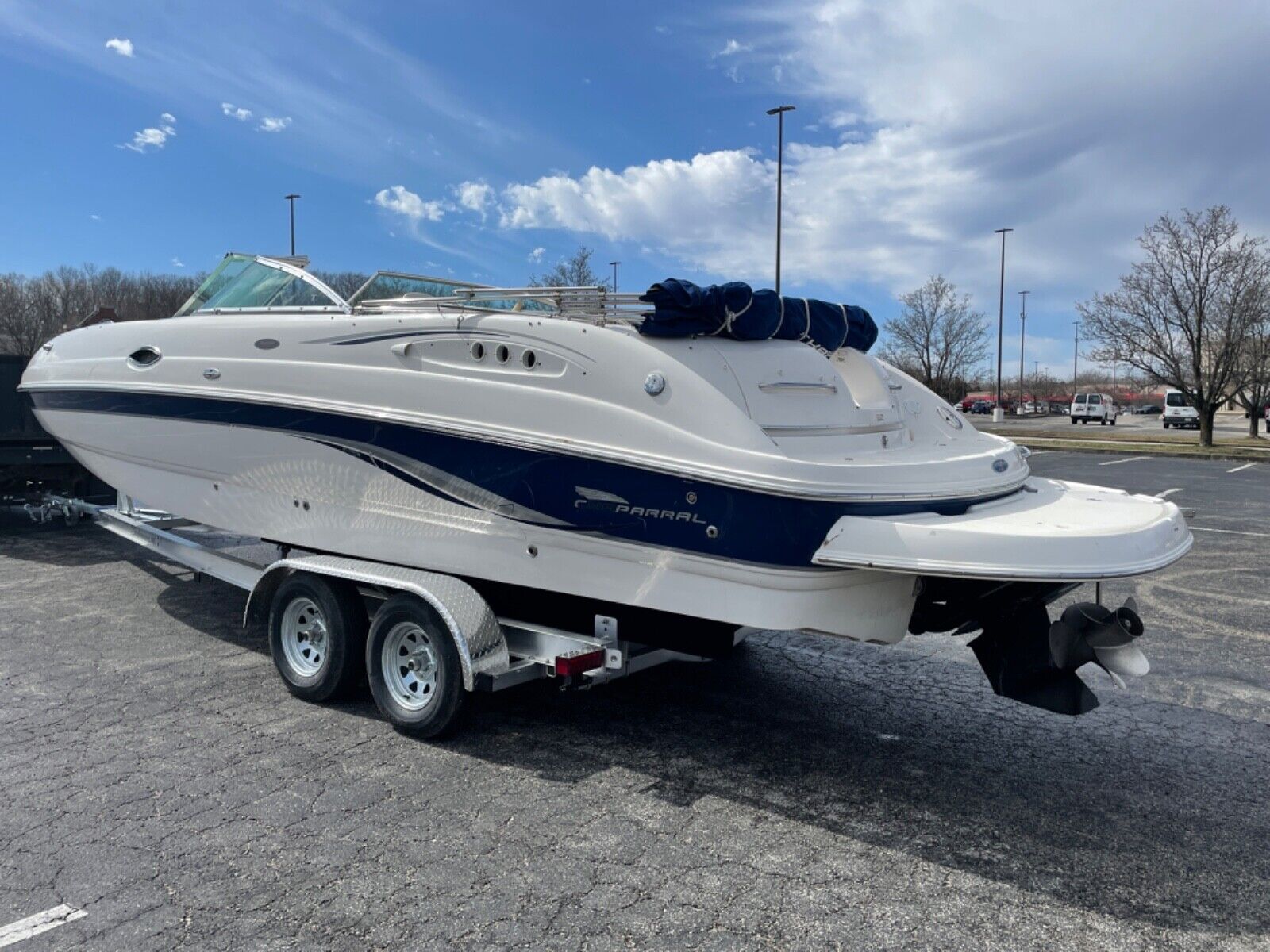 Chaparral Sunesta 263 Open Bow Deck Boat 350 V8 Used Boats 2003 for ...