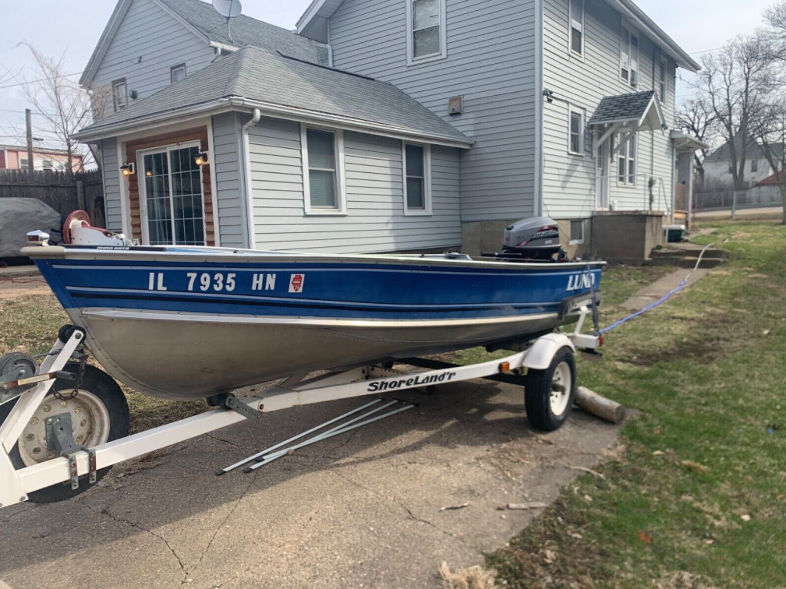 LUND FISHING BOAT 1989 1989 for sale for $672 - Boats-from-USA.com