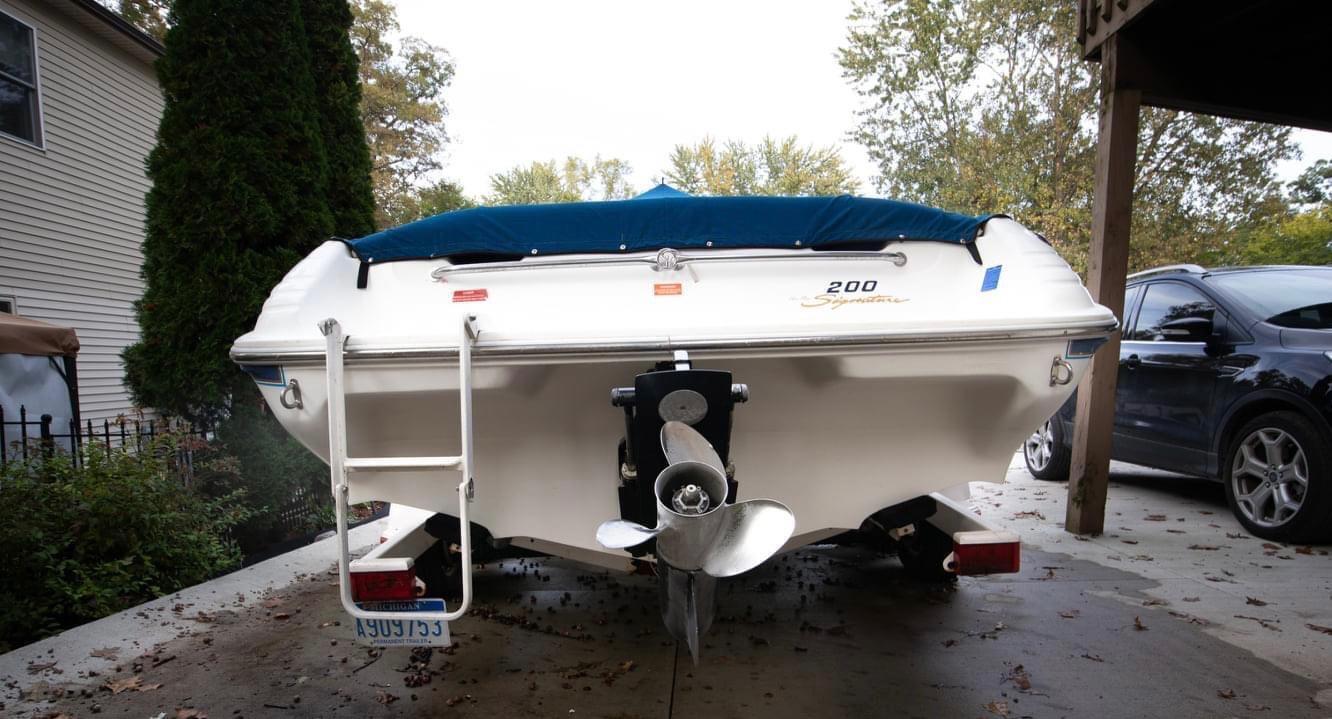 1994 Sea Ray 200 Signature Located In Howell, MI - Has Trailer 2024 for ...