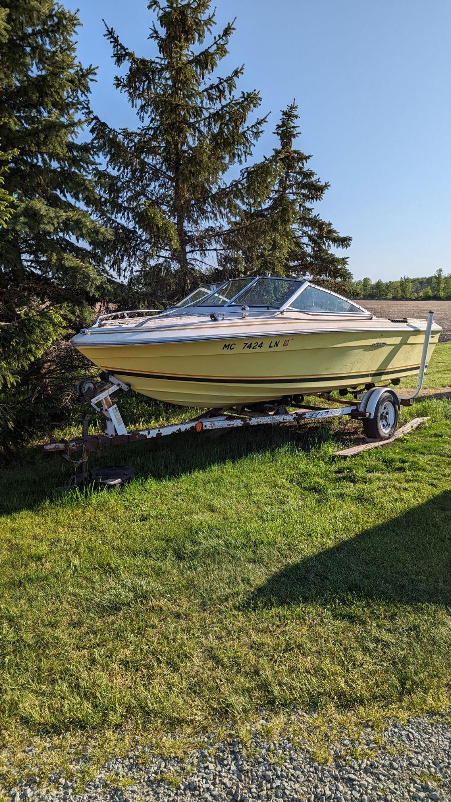 1982 Sea Ray 17' Boat Located In Unionville, MI - Has Trailer 1982 for ...