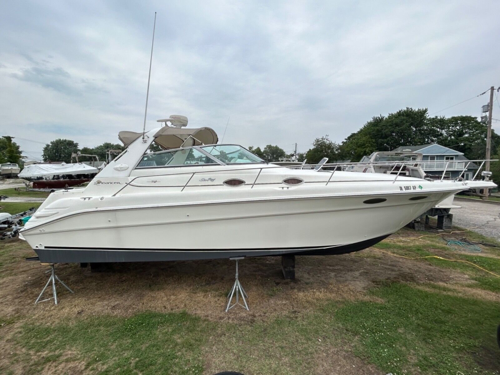 1997 Sea Ray Sundancer 330 - 785 Hrs, Generator, Twin Mercruiser With V ...