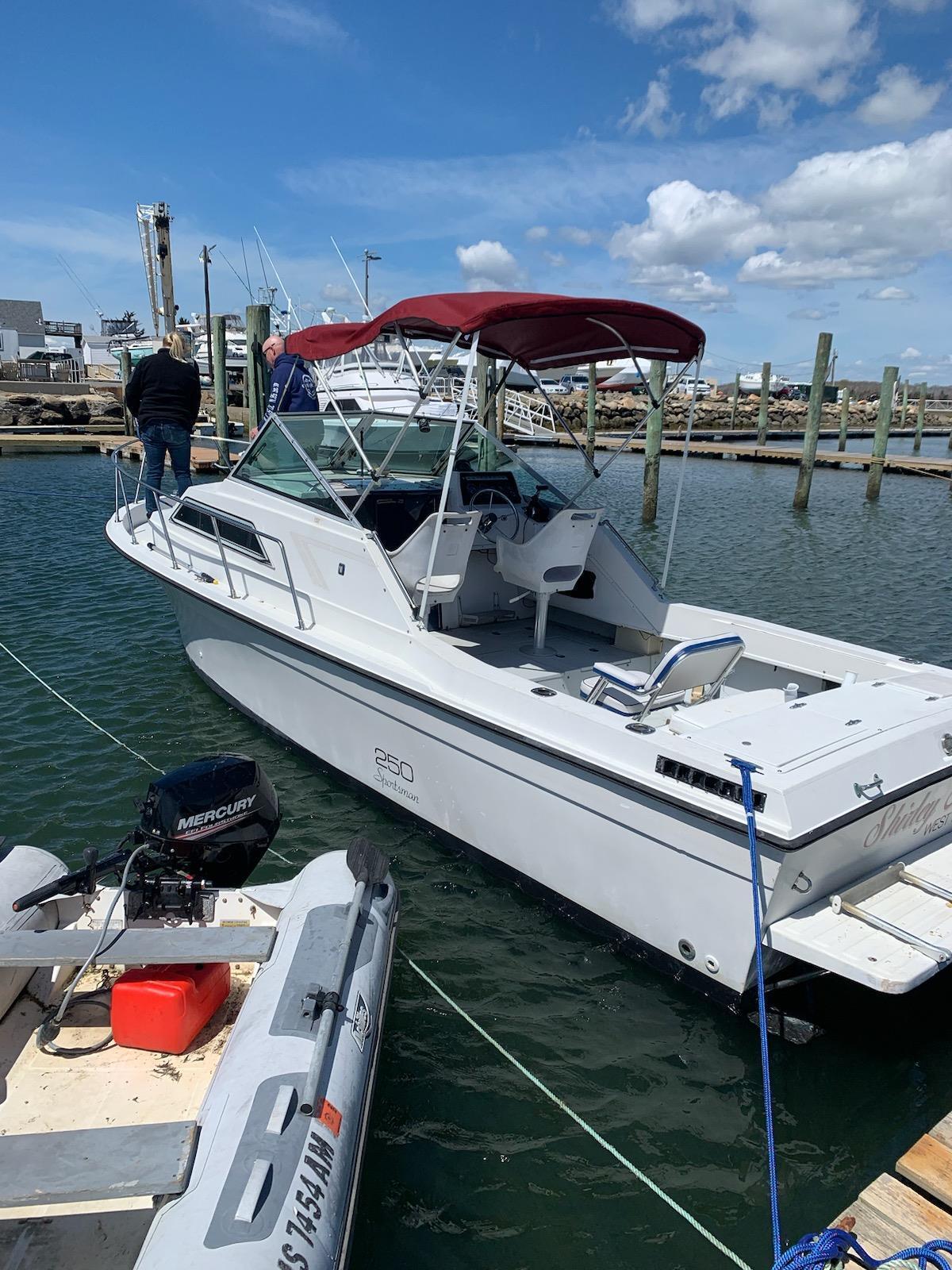 1988 Wellcraft 25' Boat Located In Fairhaven, MA - No Trailer 1988 for ...