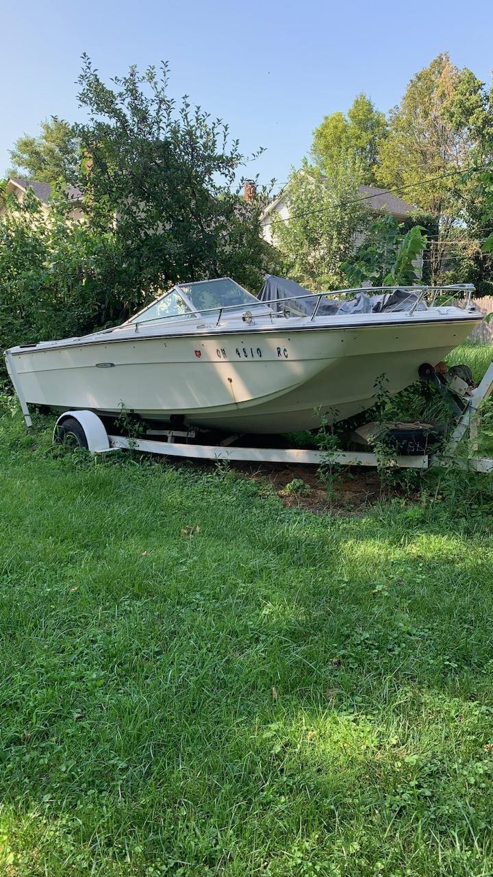 Sea Ray 19' Boat Located In Franklin, OH - Has Trailer 1972 for sale ...