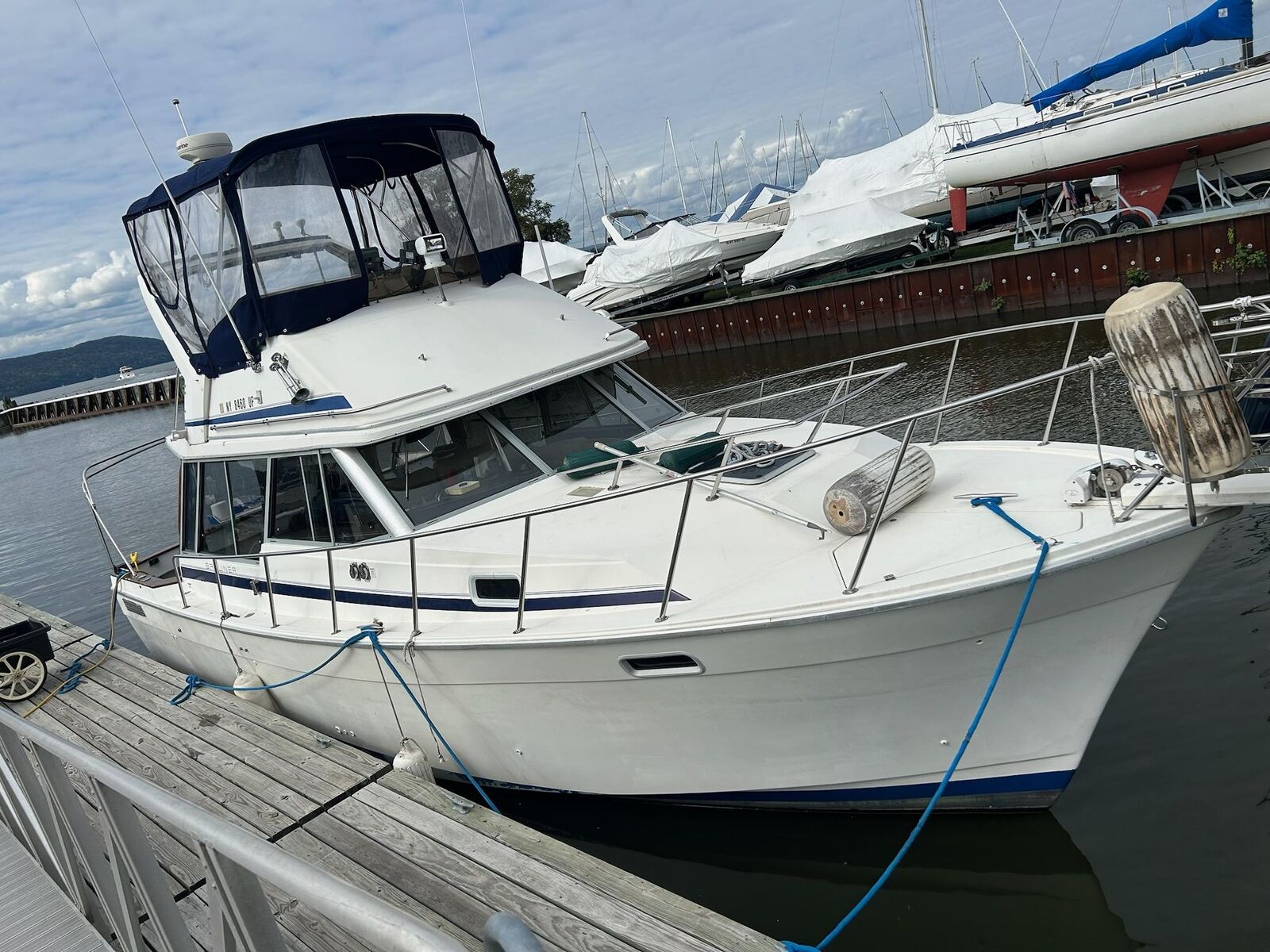 Bayliner 32' Boat Located In Ossining, NY - No Trailer 1989 for sale ...