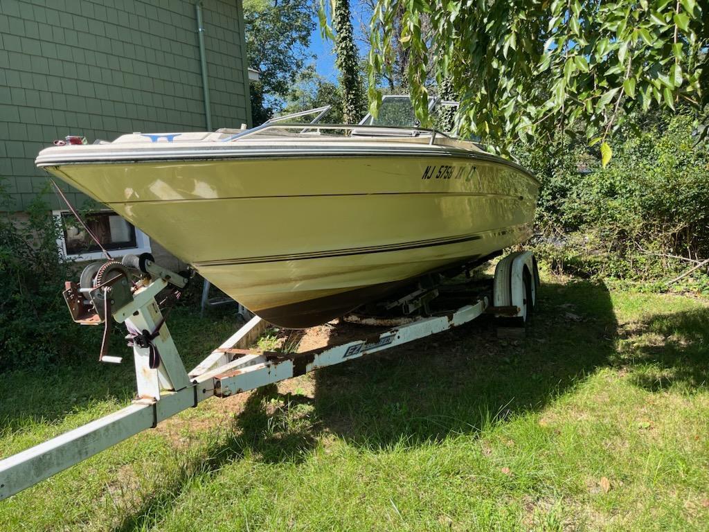 Sea Ray 18' Boat Located In Hopatcong, NJ - Has Trailer 1984 for sale ...