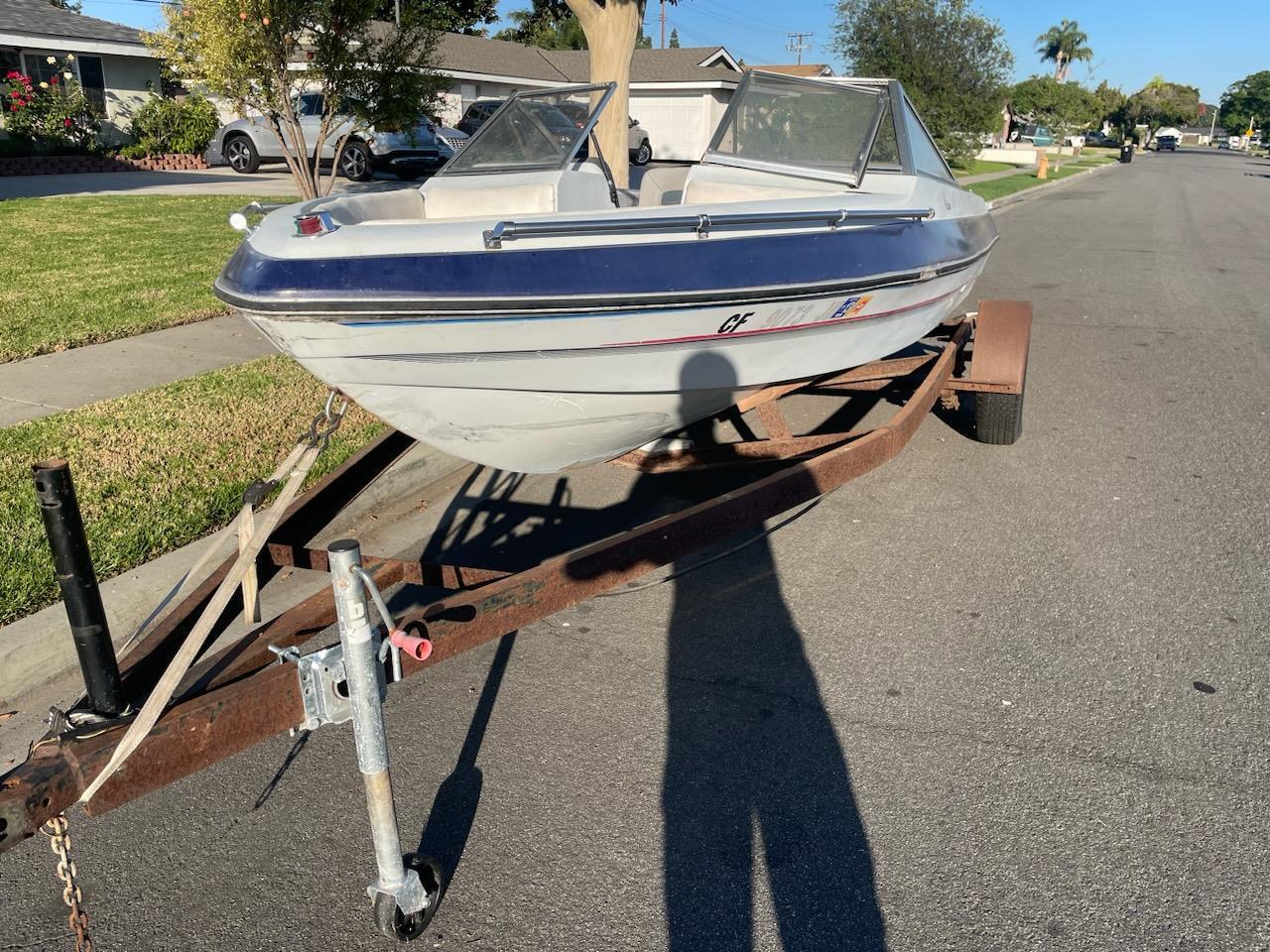 Runabout Boat 16' Boat Located In Garden Grove, CA - Has Trailer