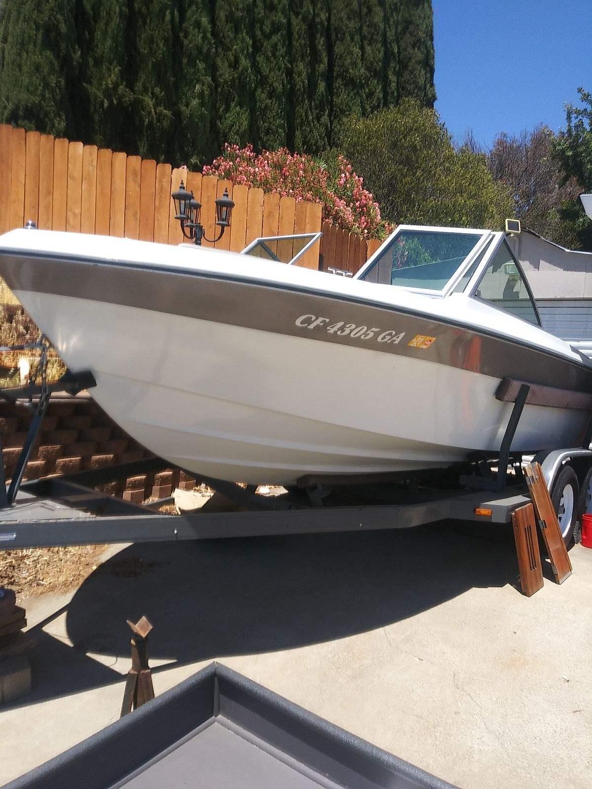 Cobalt 19' Boat Located In Vacaville, CA - Has Trailer