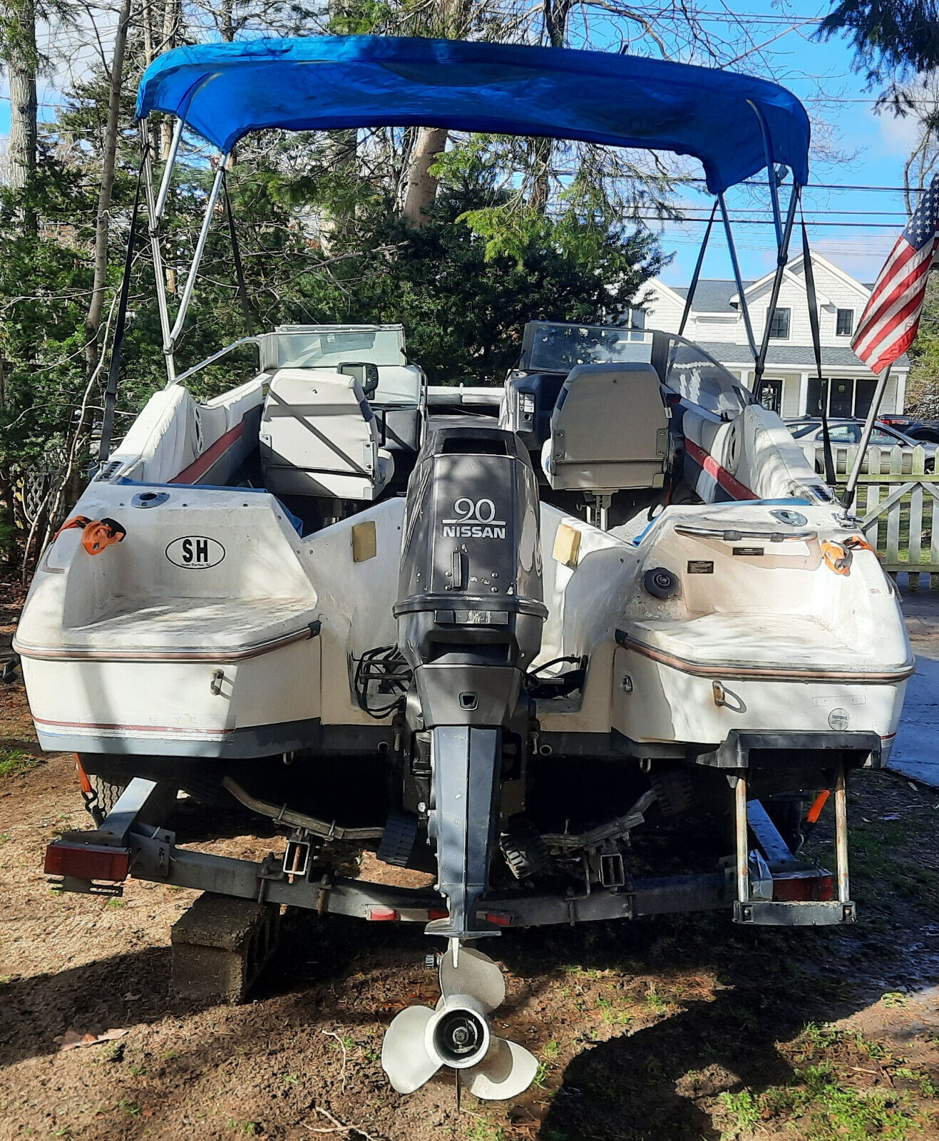 Bayliner Capri 18 Bowrider W 90hp Nissan Outboard And Trailer Included