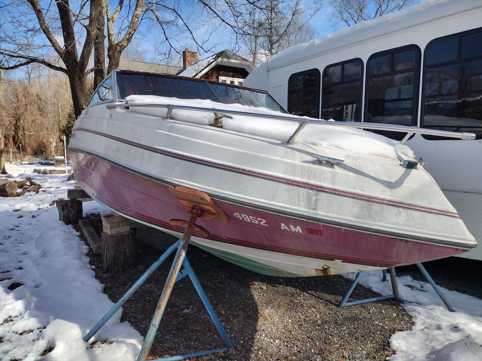 Four Winns 20' Boat Located In Pomfret Center, CT - No Trailer 1990 for ...