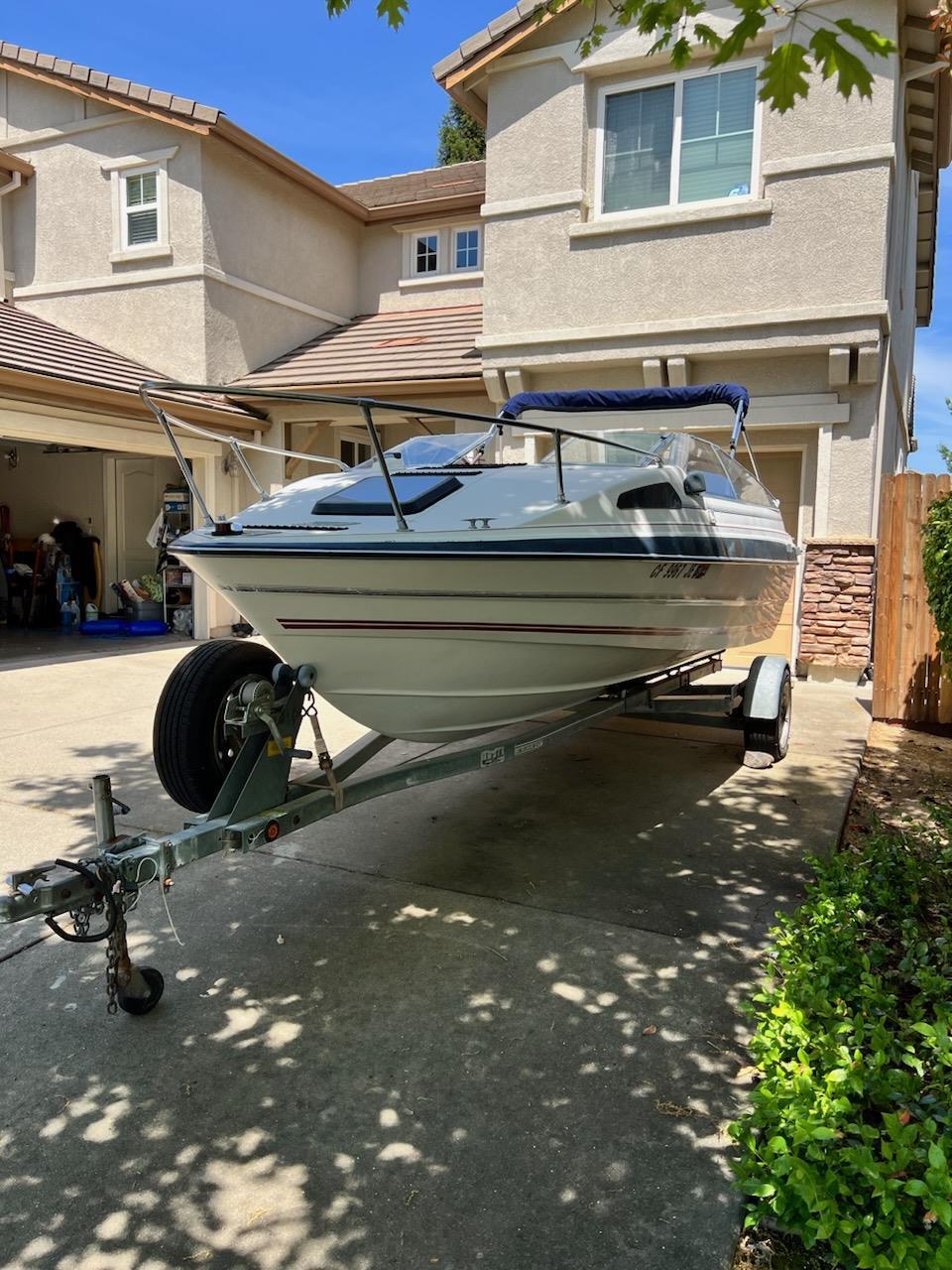 Bayliner Cabin Cruiser 23' Boat Located In Roseville, CA - Has Trailer ...