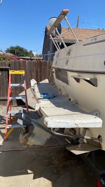 Bayliner 24’ Ciera CF3155 Center Console Boat & Volvo Penta Motor ...