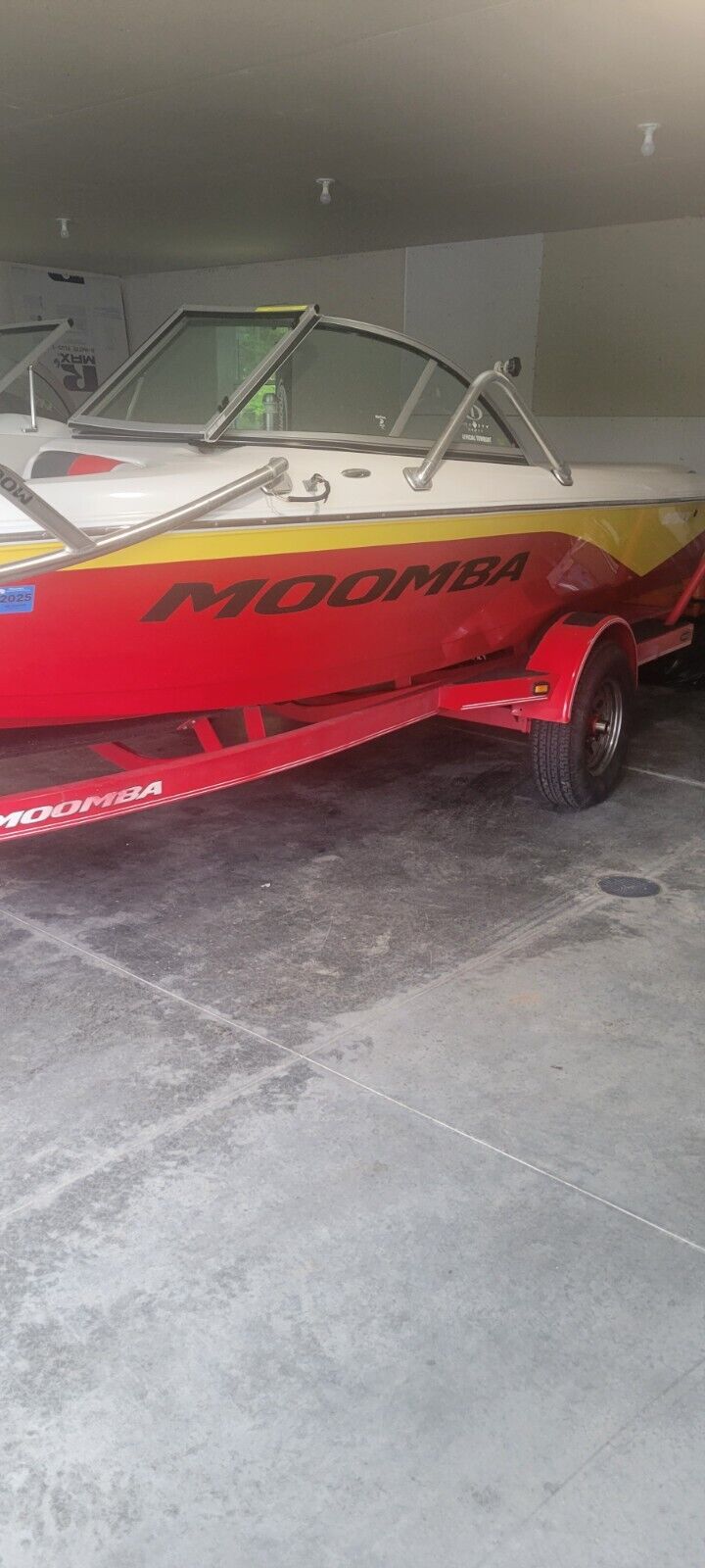 Moomba Outback Wakeboard And Ski Boat With Tower/ballast 21 Foot 325 ...