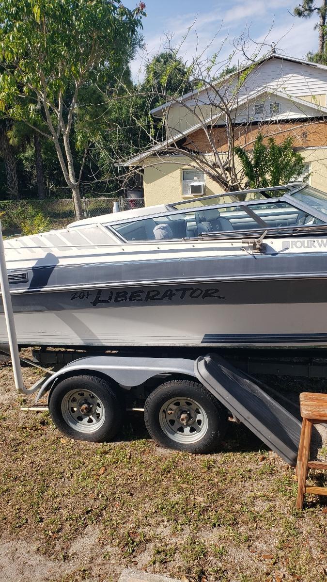 Four Winns Liberator 20' Boat Located In Port Charlotte, FL - Has ...