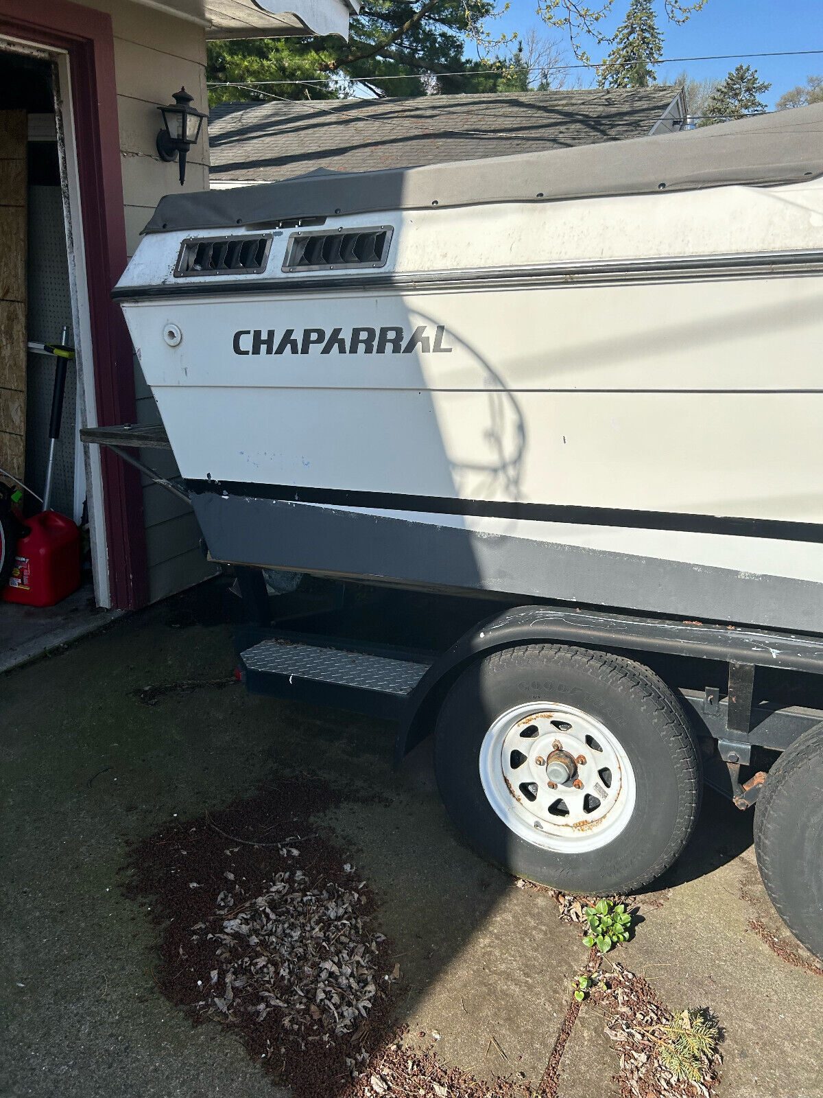 Chaparral 215XLC 21' Cuddy Cabin & Trailer - Ohio 1988 for sale for ...